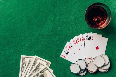 yyre mobile app interface showing slot tournament selection